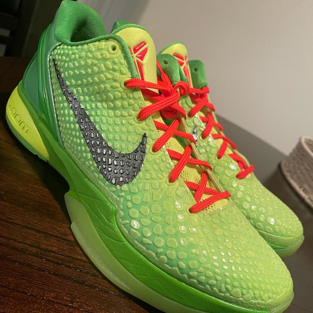 Nike Kobe 6 “grinch” size 10.5